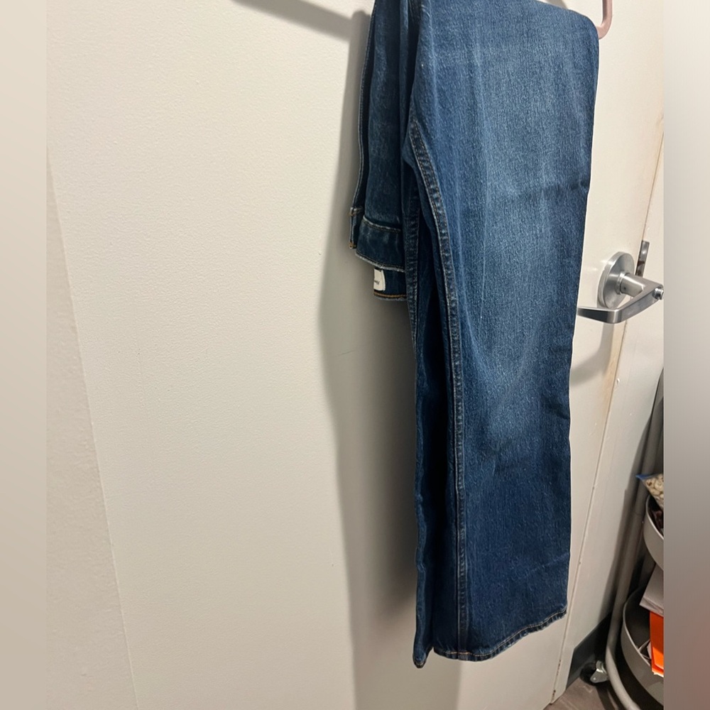 Abercrombie and Fitch 90s Straight Ultra High Rise Jeans